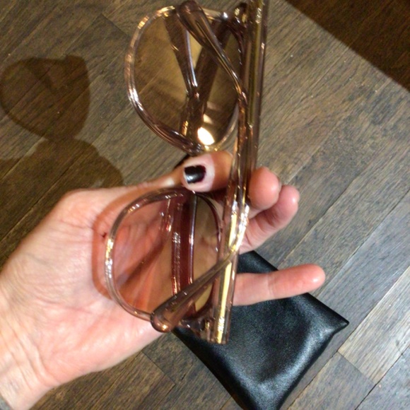 New! Quay rent free doe champagnes sunnies